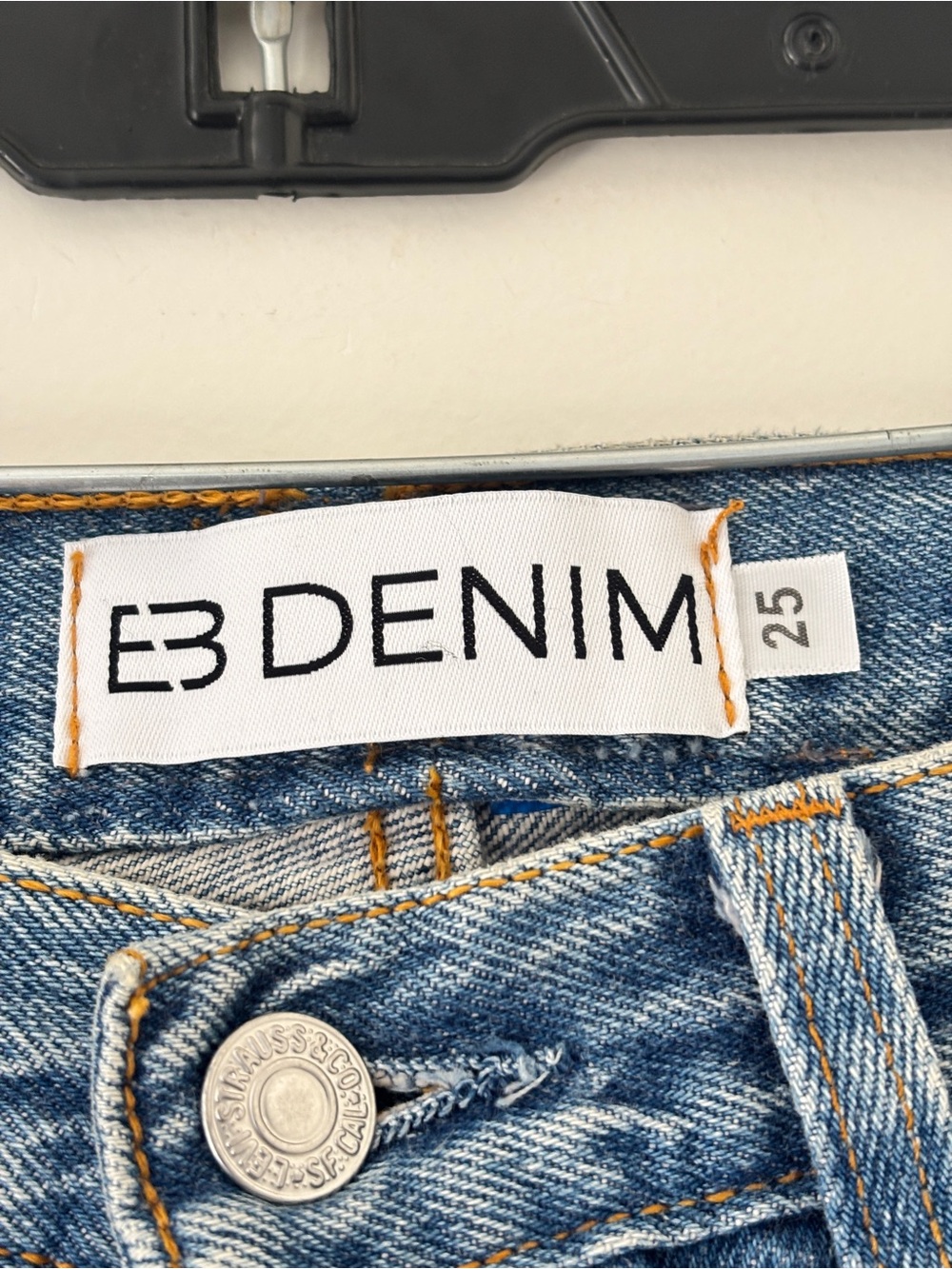 EB Denim Vintage Unraveled Straight Leg in Medium Wash Size 25 - Picture 9 of 10